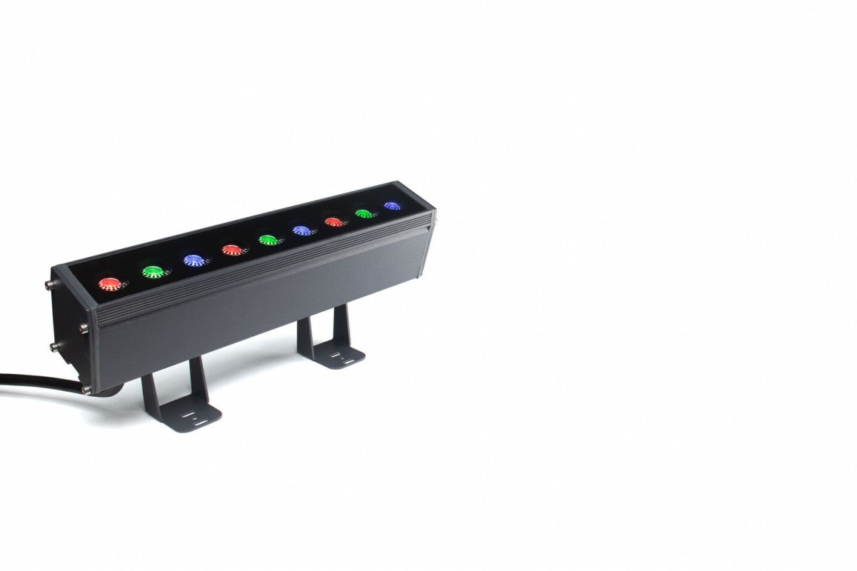 Wash X 030 Without Cover RGB ON Wallwasher Luminaries